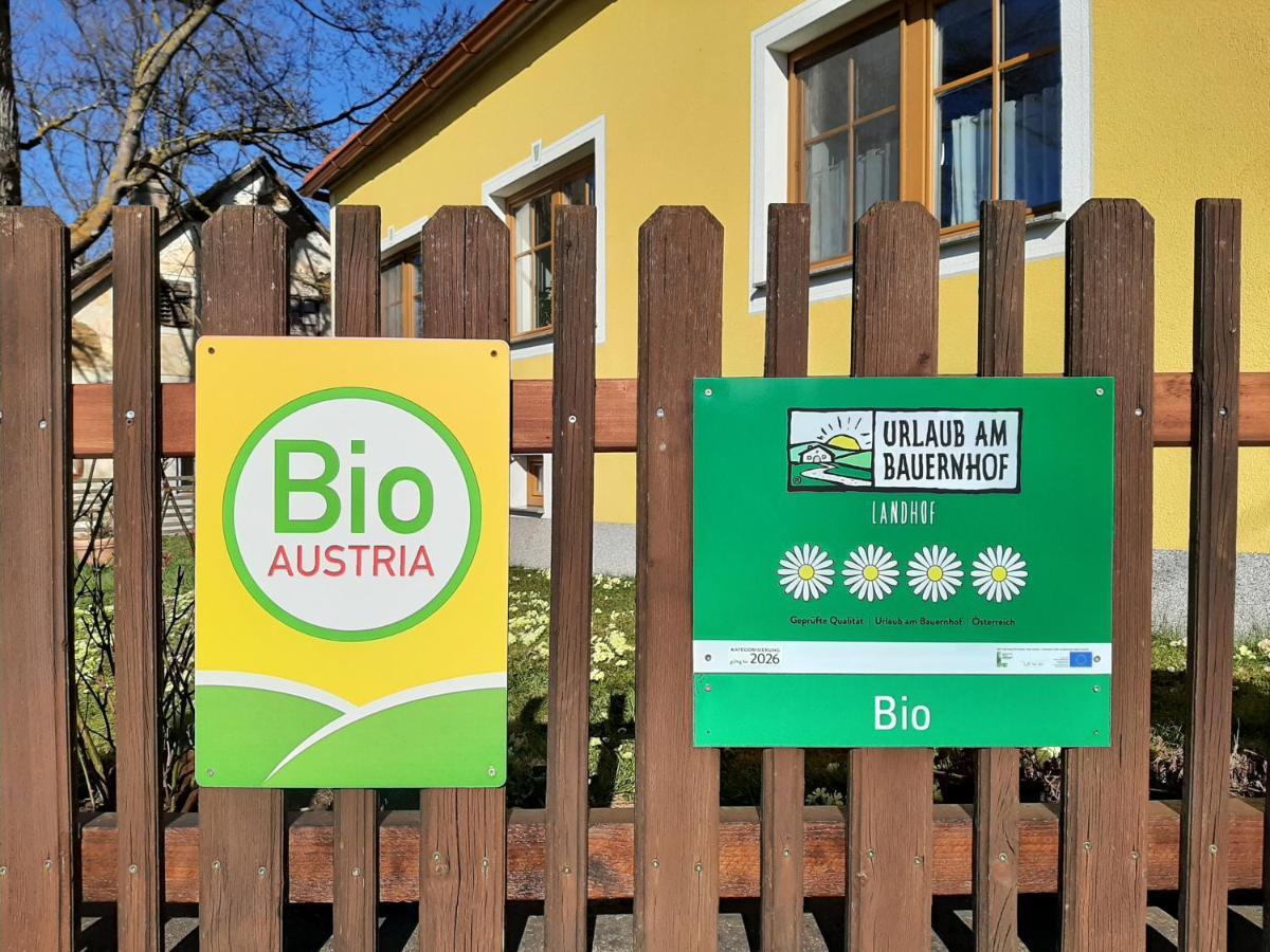 Biohof Weissensteiner Apartment Ullrichs Luaran gambar
